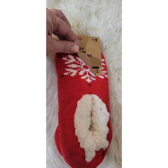 Field and Stream Cozy Cabin Snowflake Slipper Socks with Aloe Unisex New - Picture 3 of 5